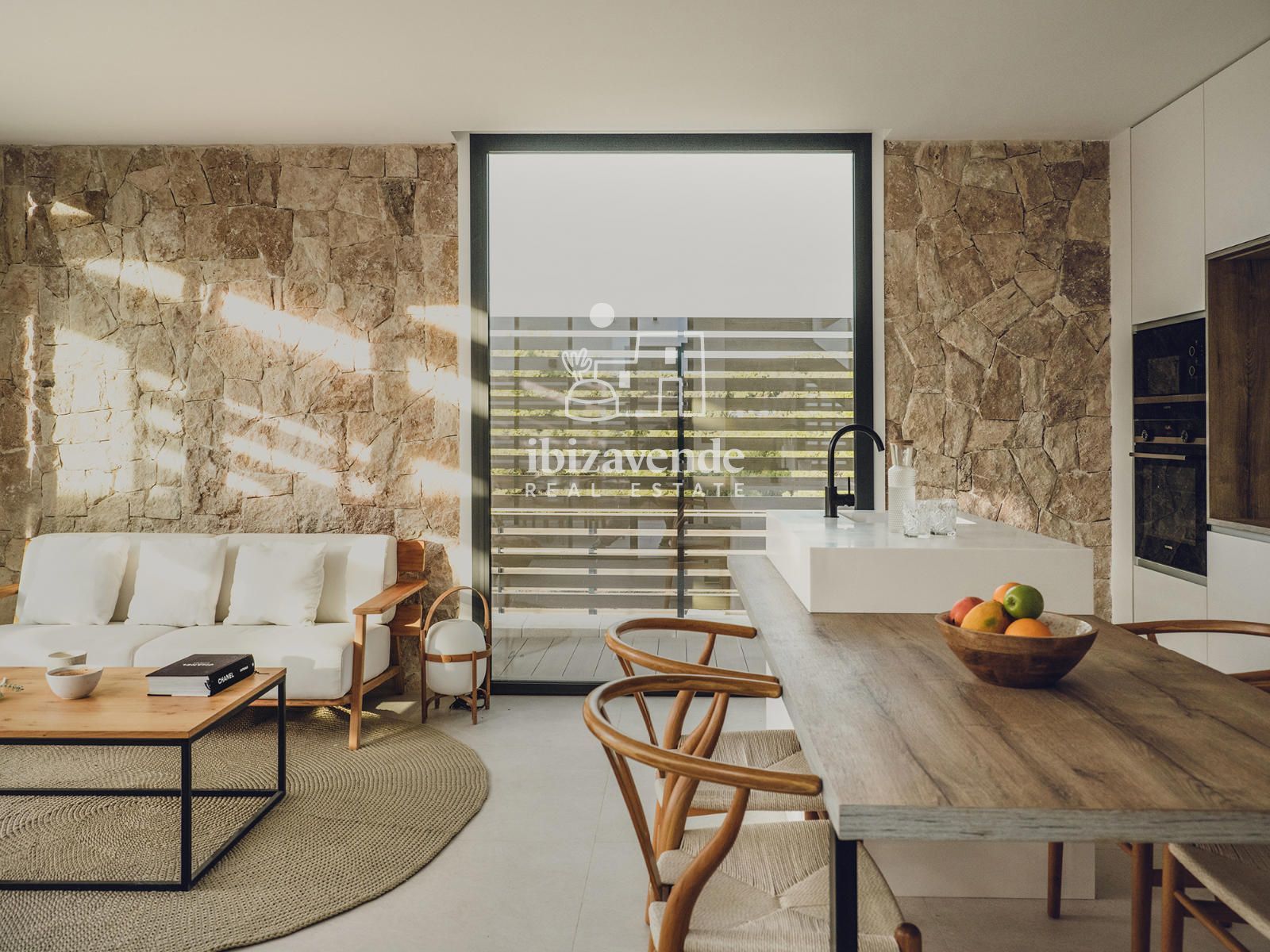 Mobilia Property Image