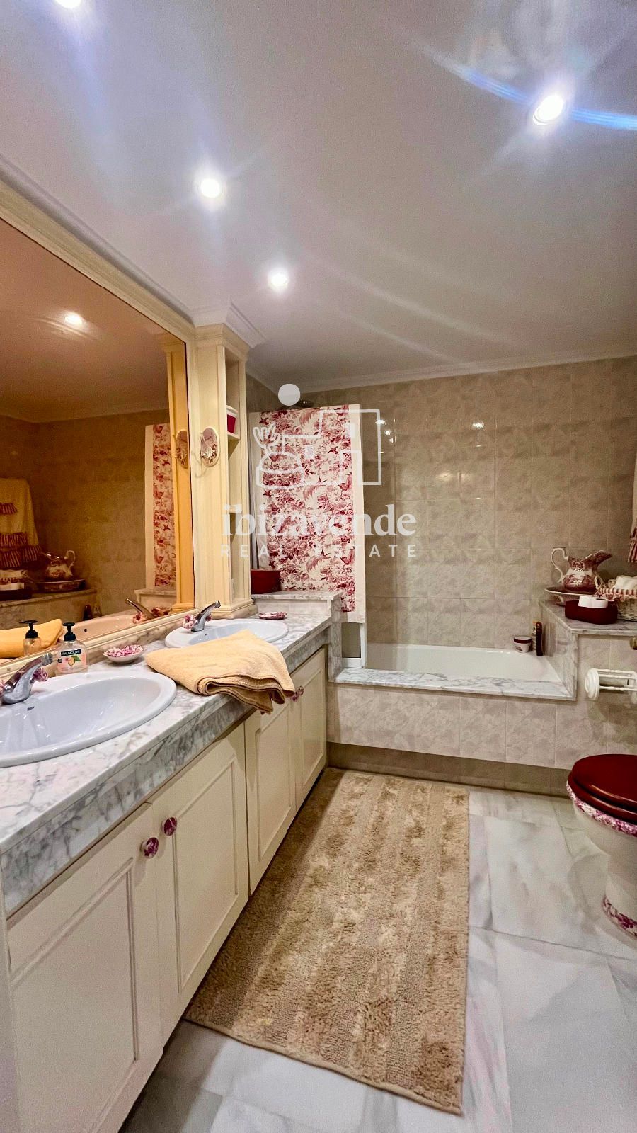 Mobilia Property Image