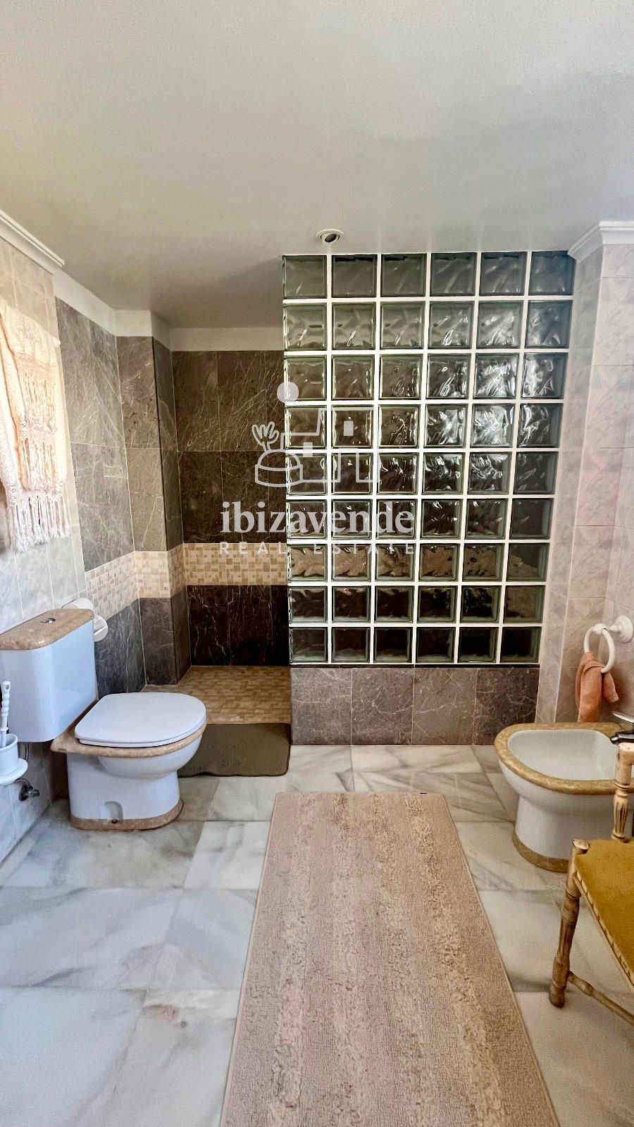 Mobilia Property Image