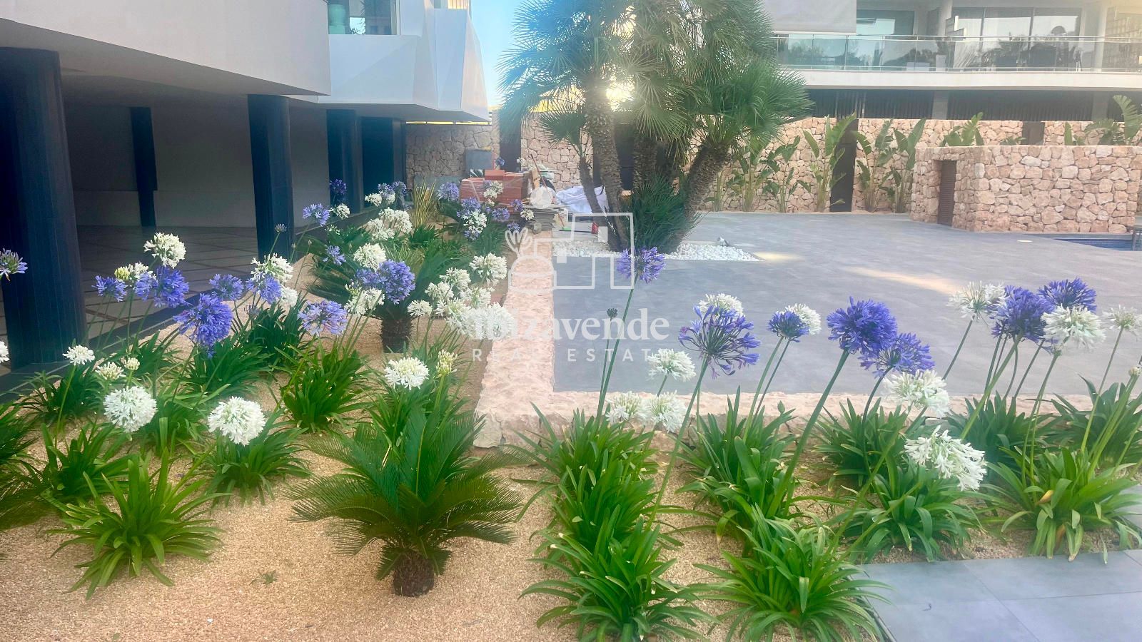 Mobilia Property Image