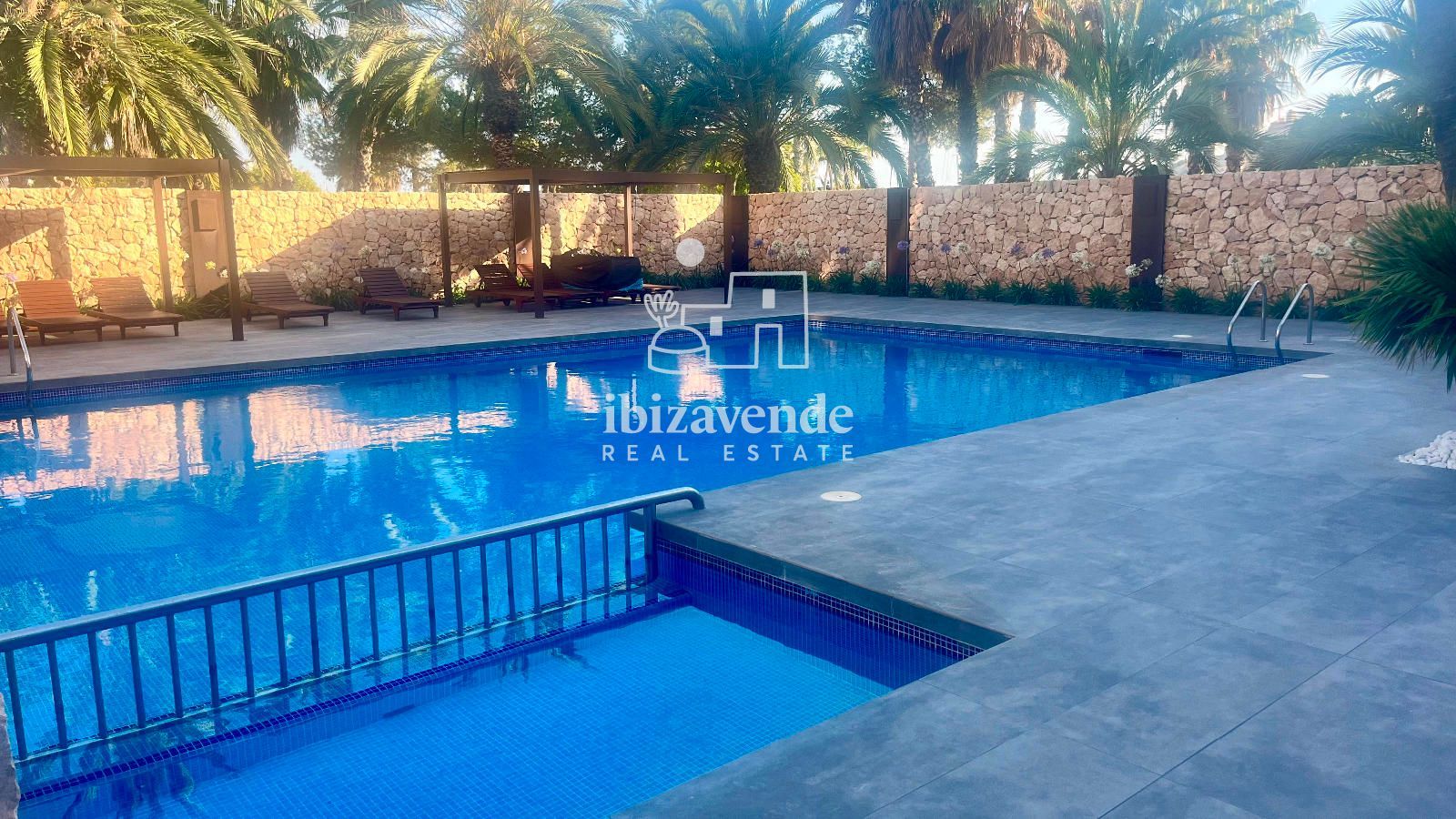 Mobilia Property Image