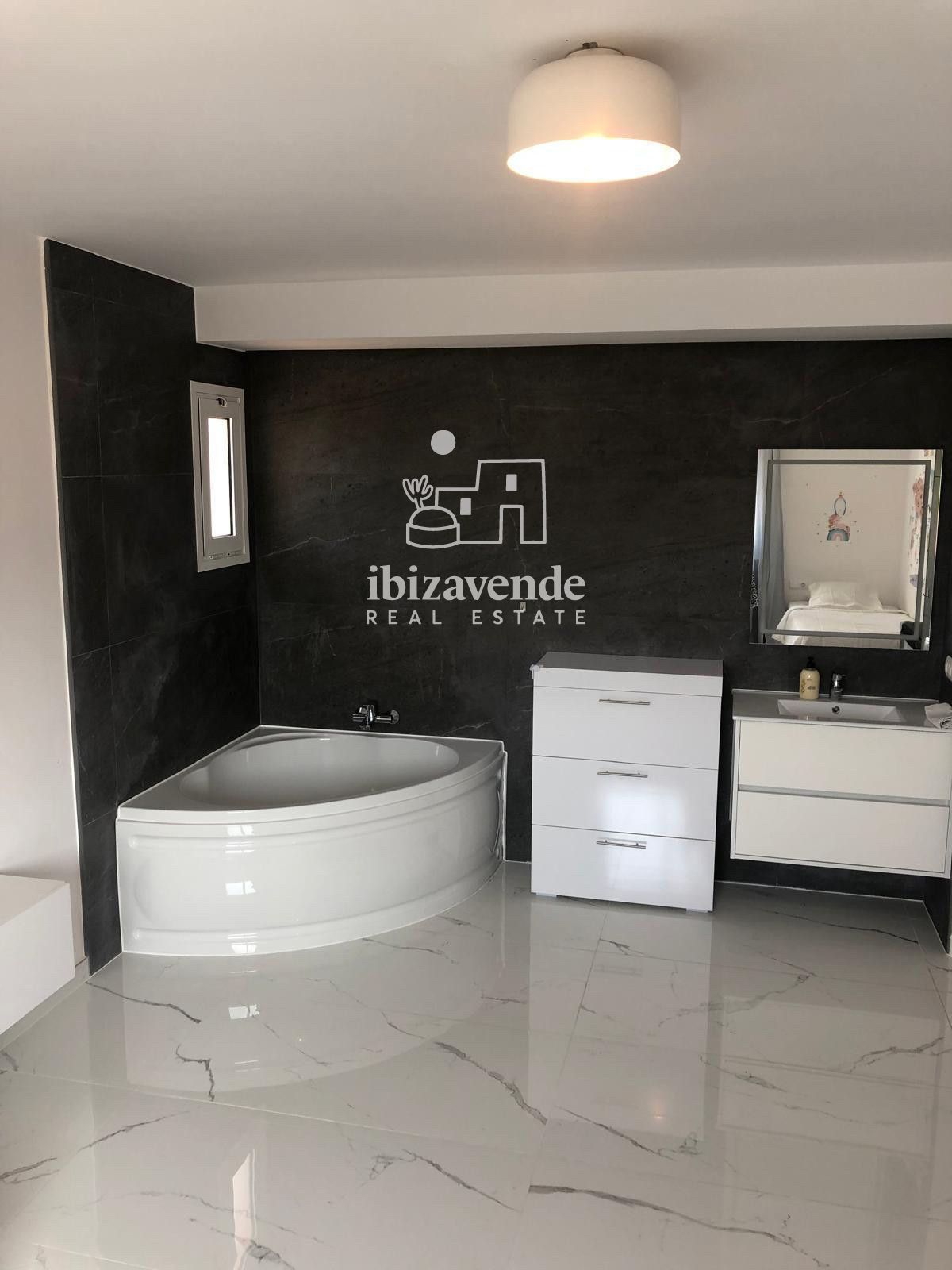 Mobilia Immobilien Bild