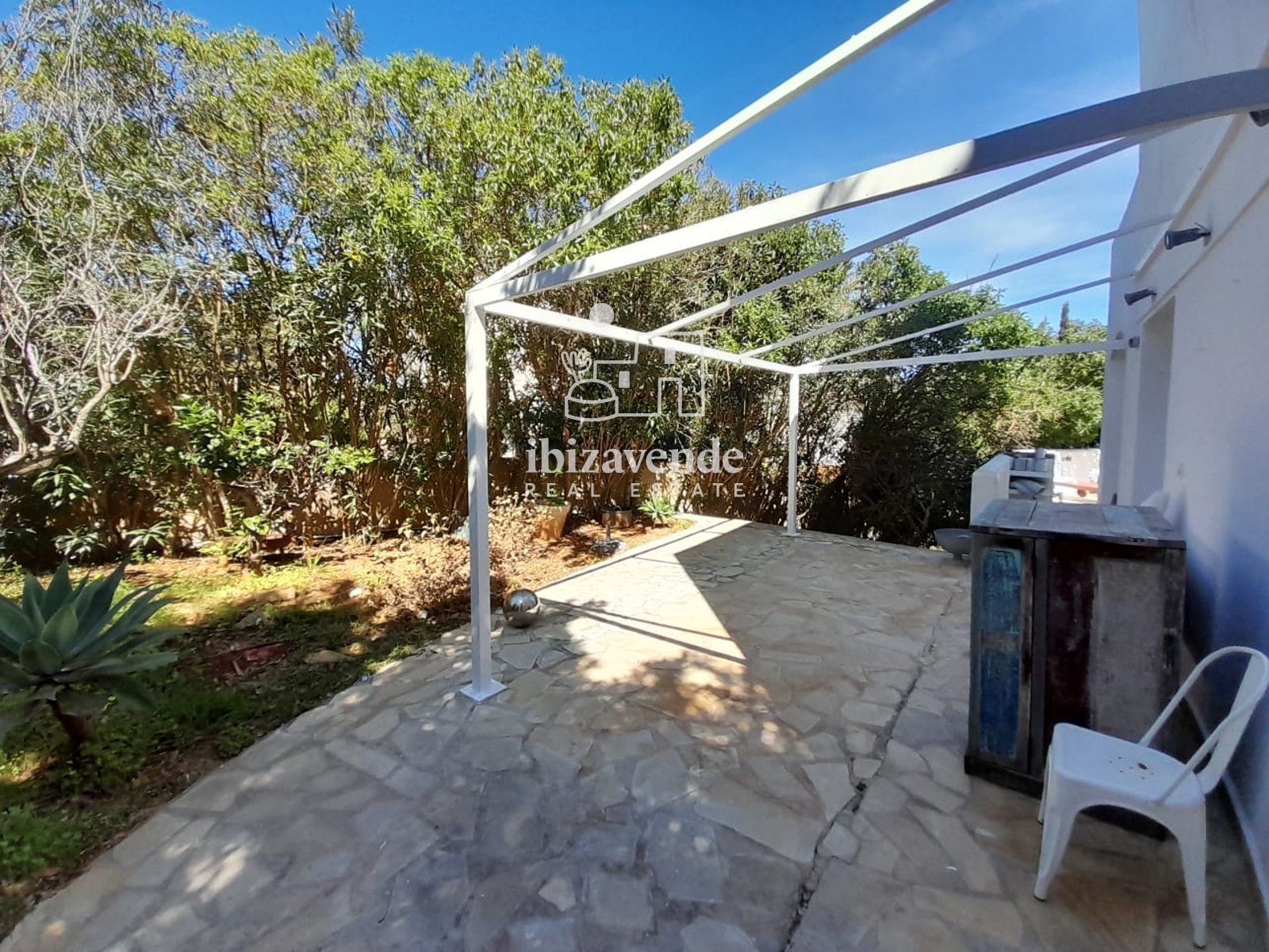 Mobilia Property Image