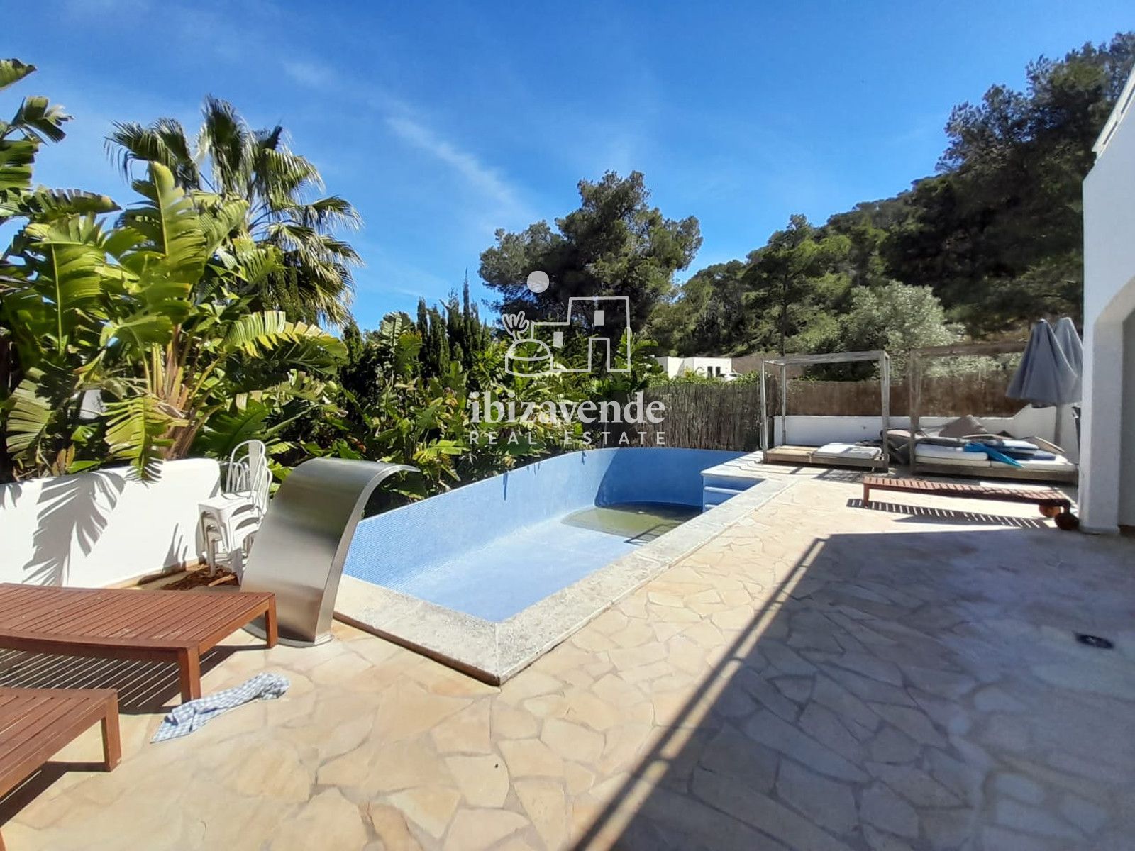 Mobilia Property Image