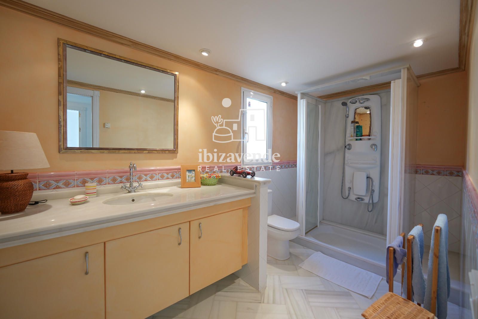 Mobilia Property Image