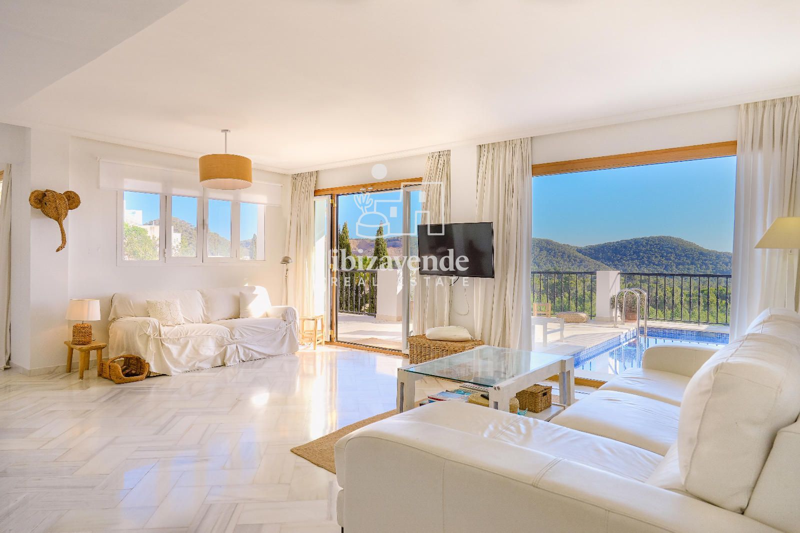 Mobilia Property Image