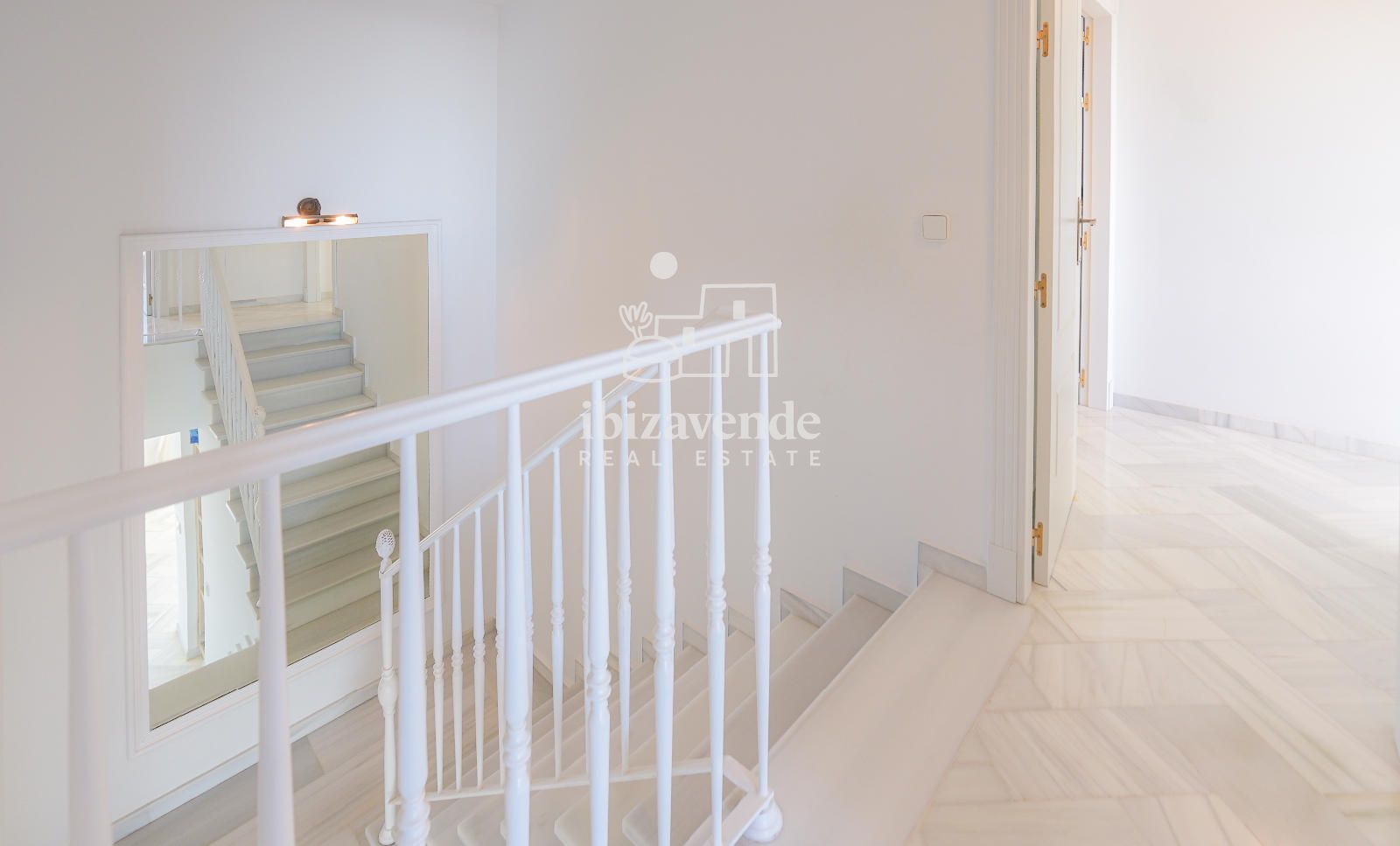 Mobilia Property Image
